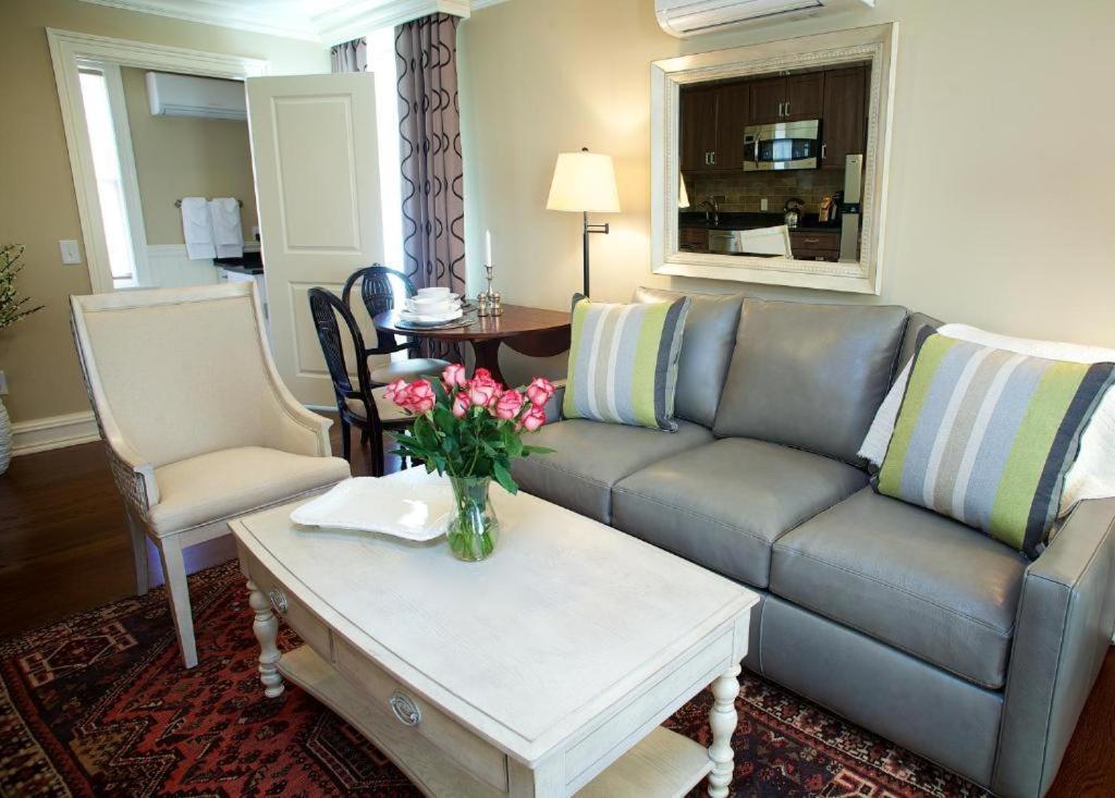 & Conference Center 3*