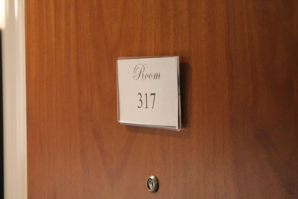 & Conference Center Hotel